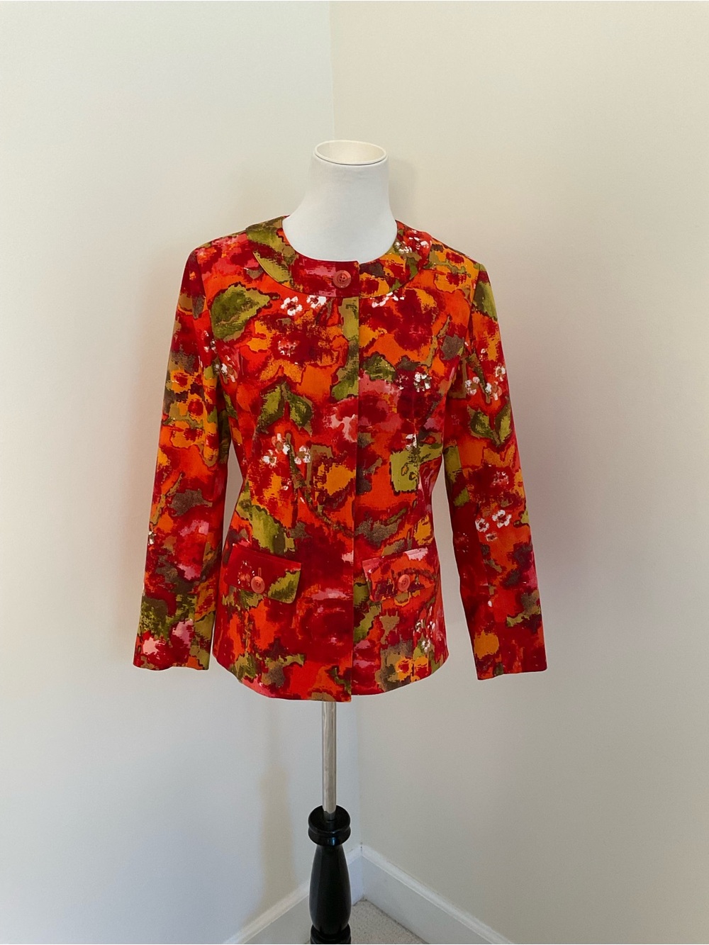 Chico's Red & Orange Abstract Print Blazer with Green Accents